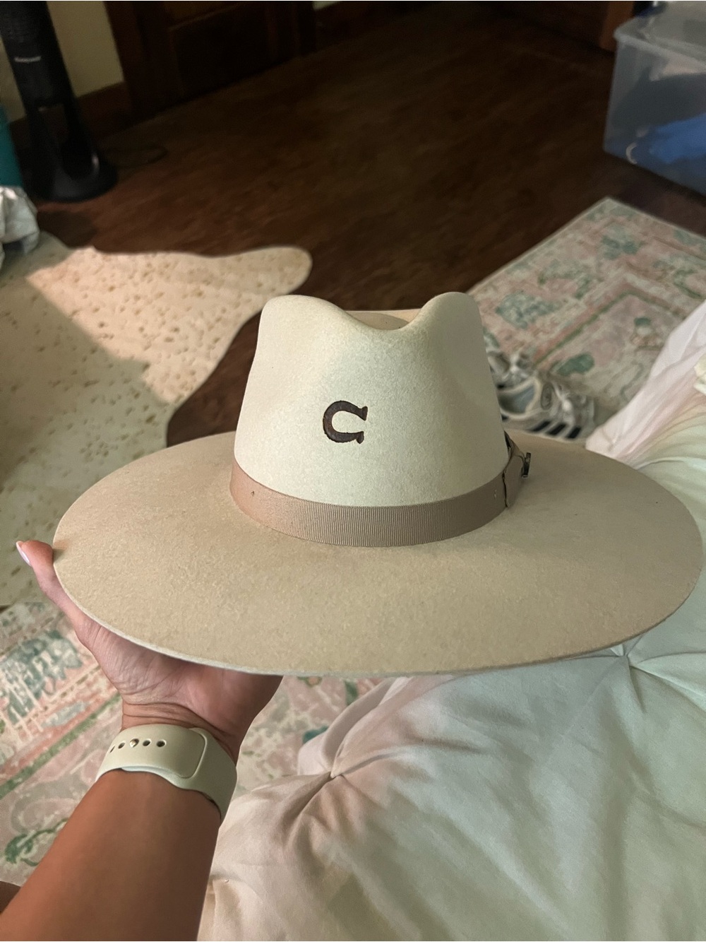 Charlie horse hat